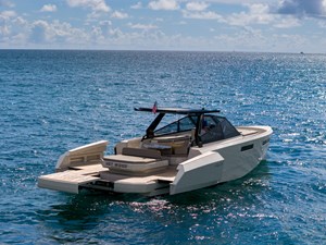 2023 EVO YACHTS R4 - photo 12