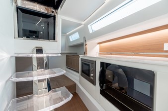 2023 EVO YACHTS R4 - photo 28