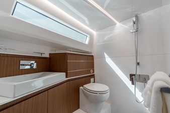 2023 EVO YACHTS R4 - photo 29