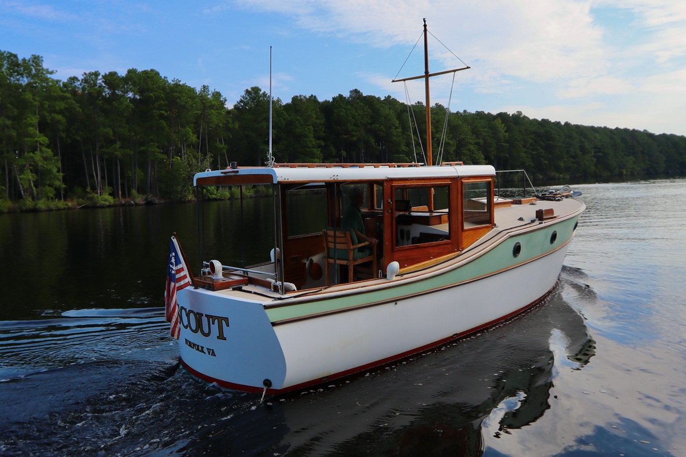 1979 FAIRCHILD YACHTS Scout 30 — photograph 4