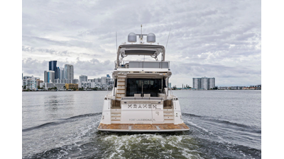 2017 SEA RAY L650 Fly - photo 9