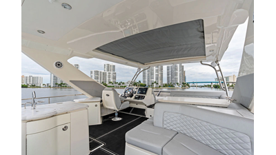 2017 SEA RAY L650 Fly - photo 28