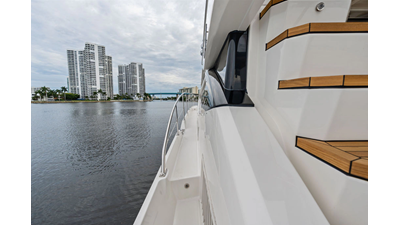 2017 SEA RAY L650 Fly - photo 44