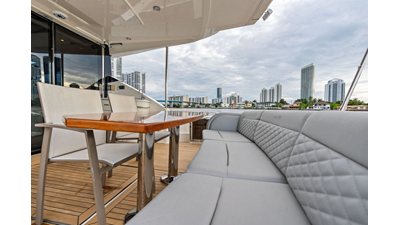 2017 SEA RAY L650 Fly - photo 51