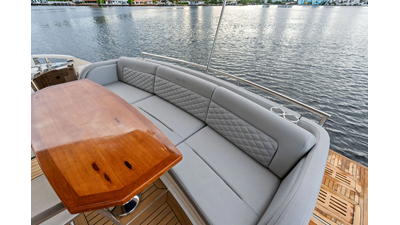 2017 SEA RAY L650 Fly - photo 55