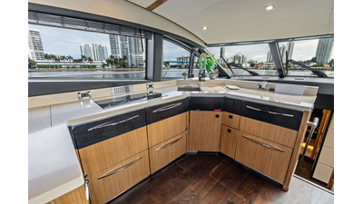 2017 SEA RAY L650 Fly - photo 59