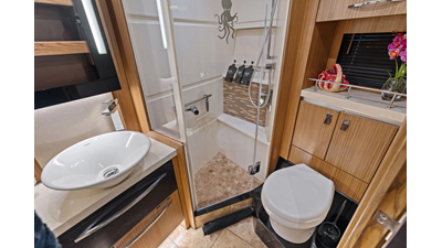 2017 SEA RAY L650 Fly - photo 82