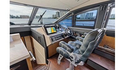 2017 SEA RAY L650 Fly - photo 65