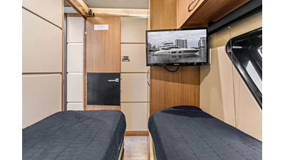 2017 SEA RAY L650 Fly - photo 85