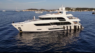 2022 HARGRAVE CUSTOM YACHTS 116 - photo 3