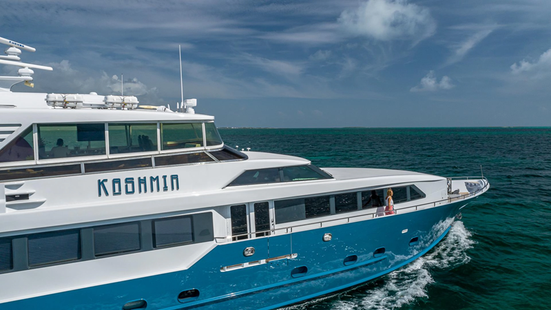2008 BROWARD Raised Pilothouse