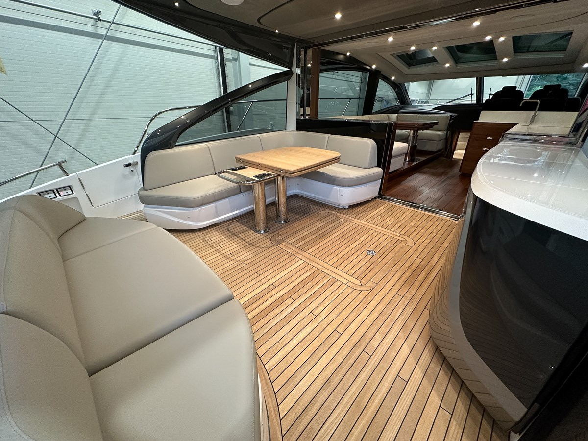 PRINCESS V55068 — 2023 Princess Yachts V55 — fotoğraf 4