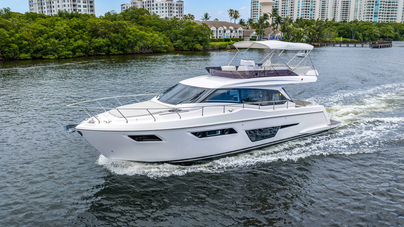 2024 FERRETTI YACHTS 500 Flybridge