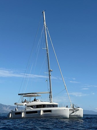 2024 LAGOON CATAMARANS 51