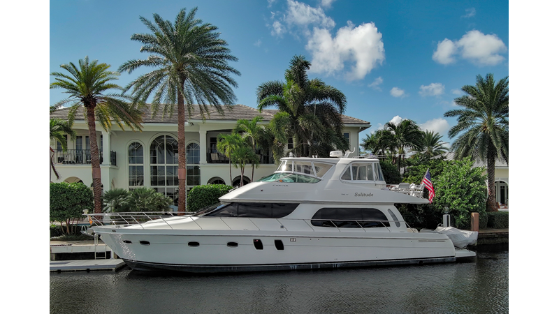 2009 CARVER 56 Voyager