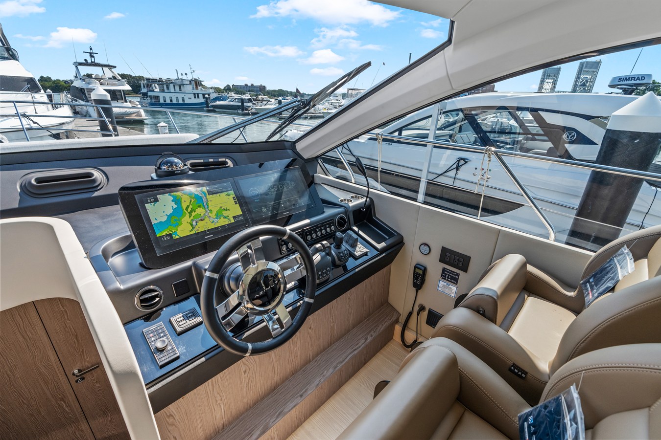 AZIMUT FLY 53, photo 36