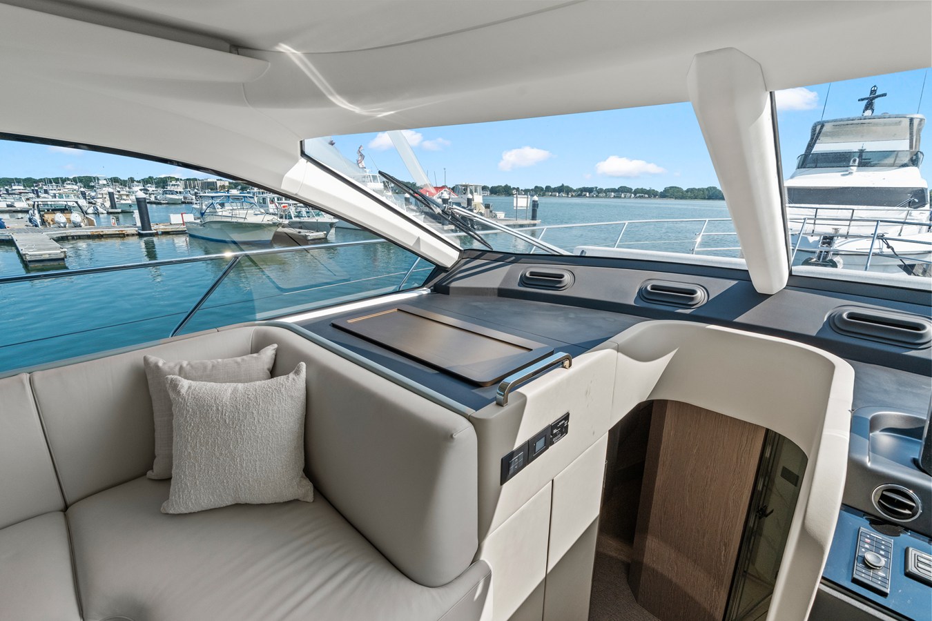 AZIMUT FLY 53, photo 40