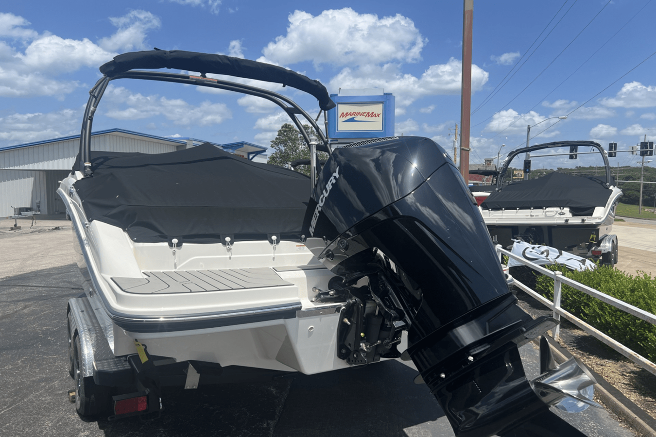 Sea Ray SPX 210 Outboard — 2025 Sea Ray SPX 210 Outboard — fotoğraf 5