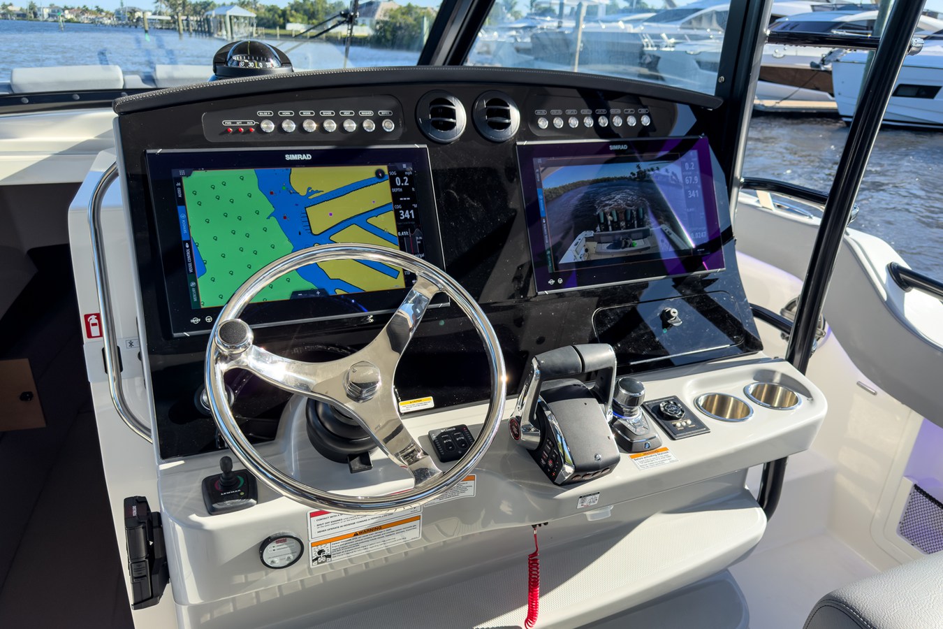 BOSTON WHALER 420 OUTRAGE, photo 15