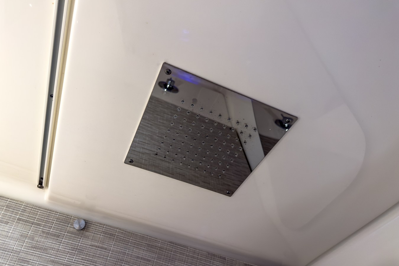 BOSTON WHALER 420 OUTRAGE, photo 29