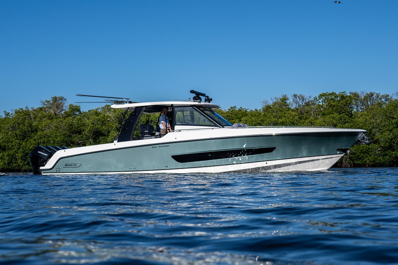 BOSTON WHALER 420 OUTRAGE, photo 40
