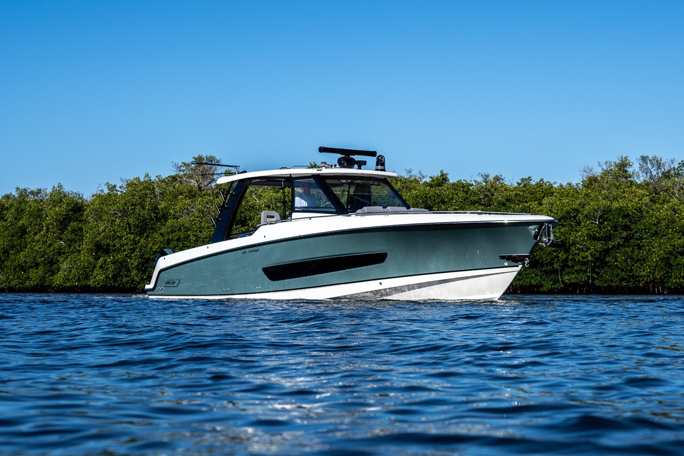 BOSTON WHALER 420 OUTRAGE, photo 41