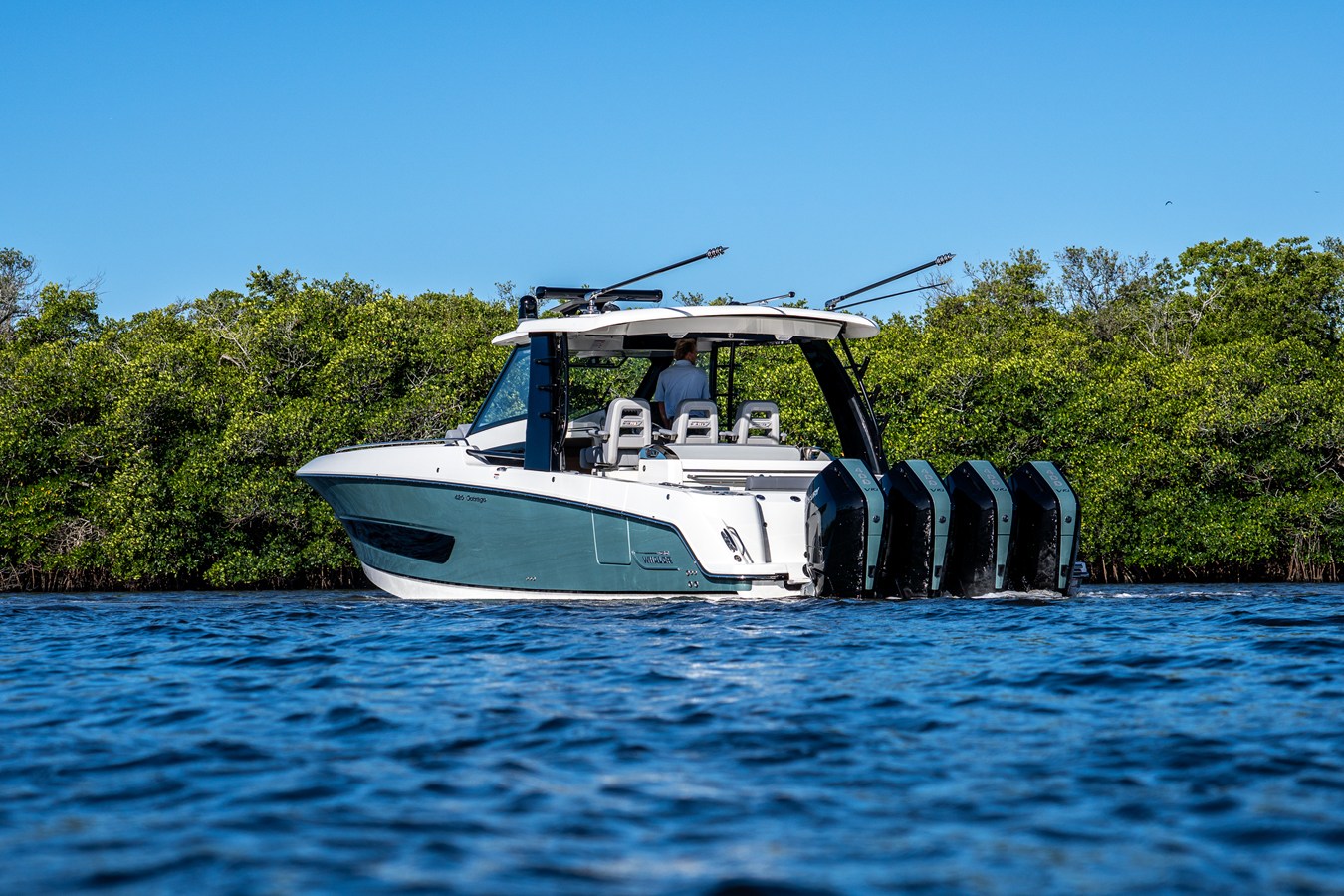 BOSTON WHALER 420 OUTRAGE, photo 45