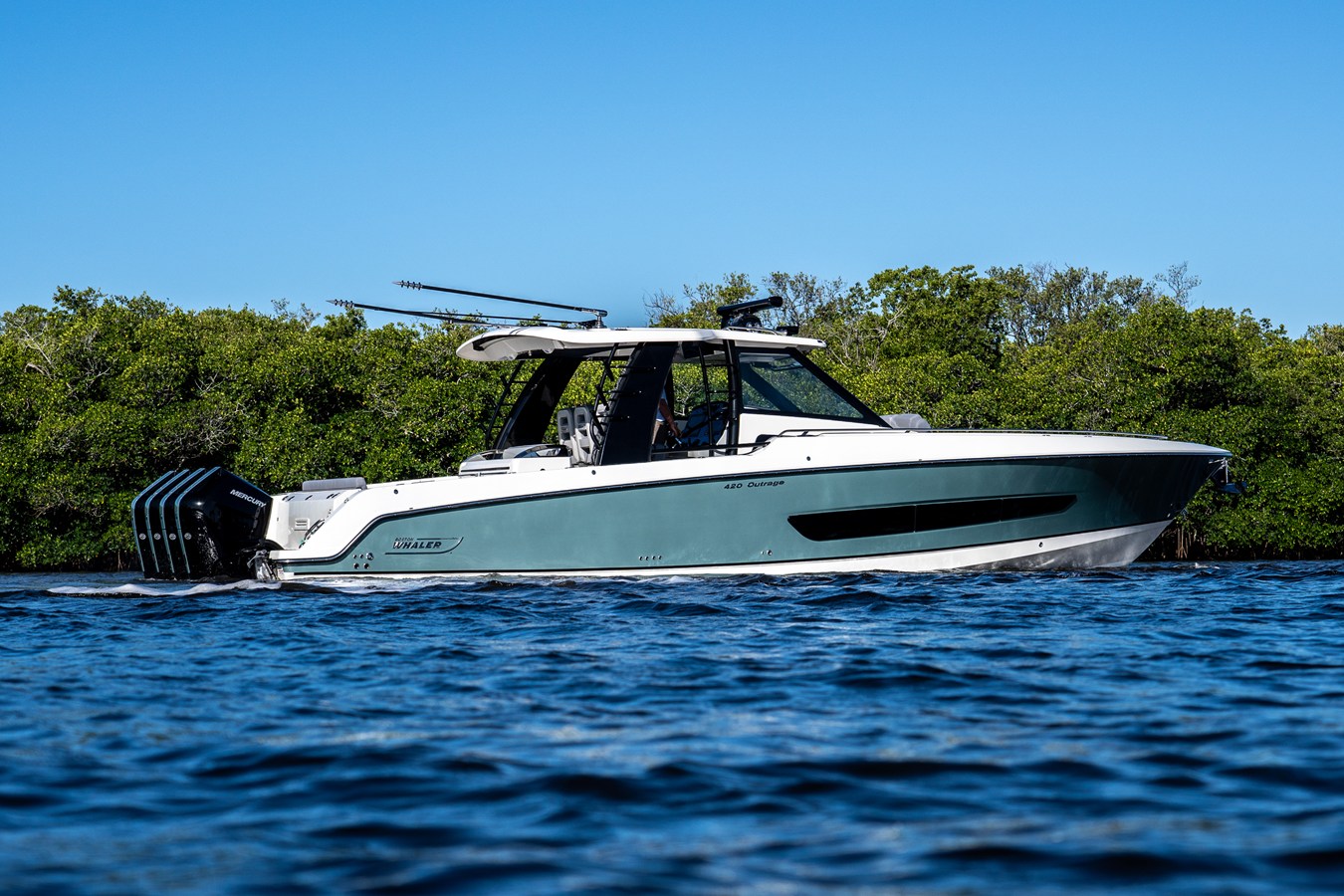 BOSTON WHALER 420 OUTRAGE, photo 48