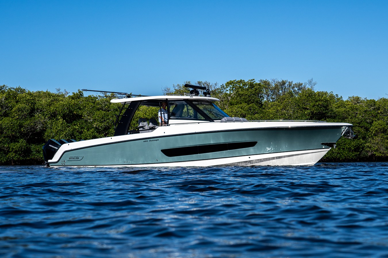 BOSTON WHALER 420 OUTRAGE, photo 51