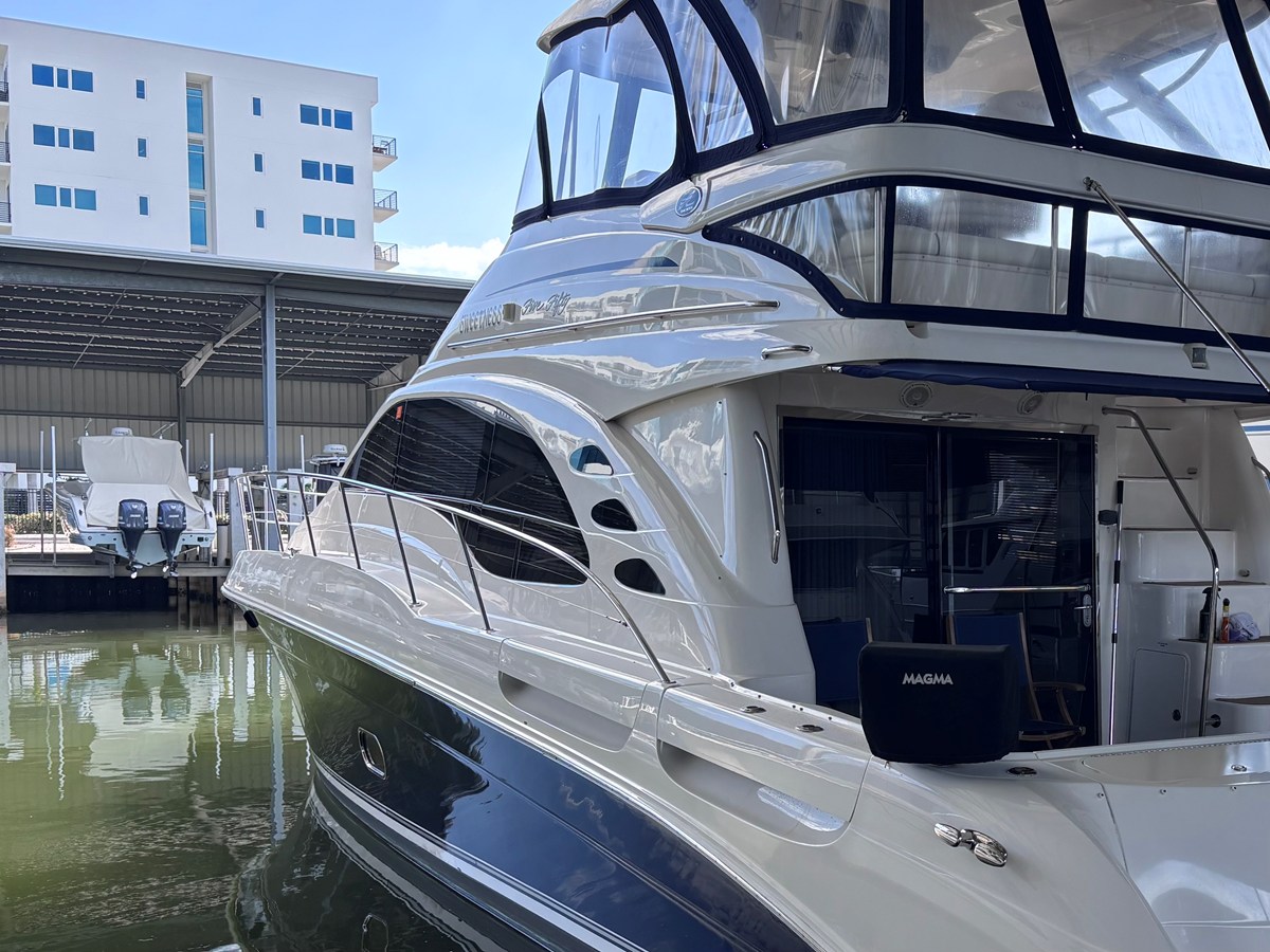 Sea Ray 550 SEDAN BRIDGE — 2005 Sea Ray 550 Sedan Bridge — fotoğraf 4
