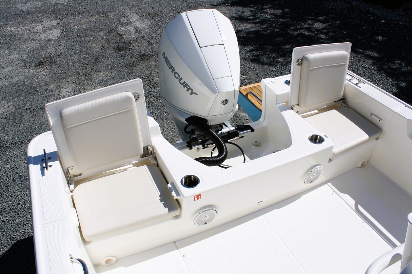 BOSTON WHALER 210 MONTAUK, photo 13