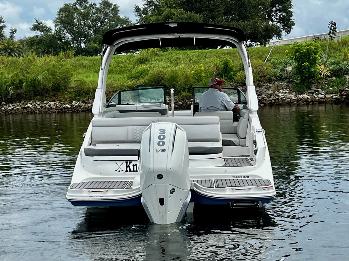Sea Ray 270 SDX OUTBOARD — 2024 Sea Ray 270 SDX Outboard — photo 3