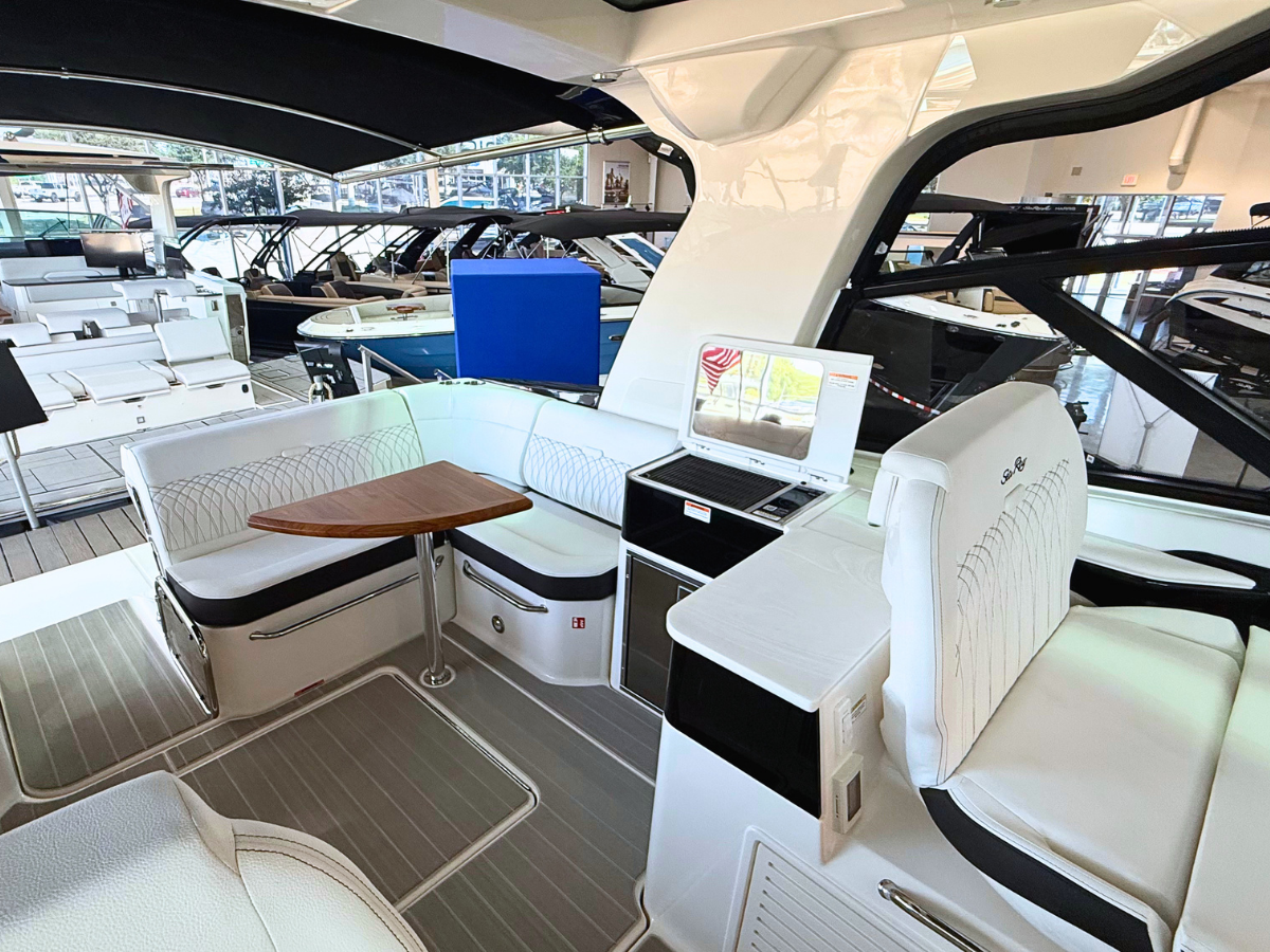 SEA RAY SUNDANCER 370, photo 13