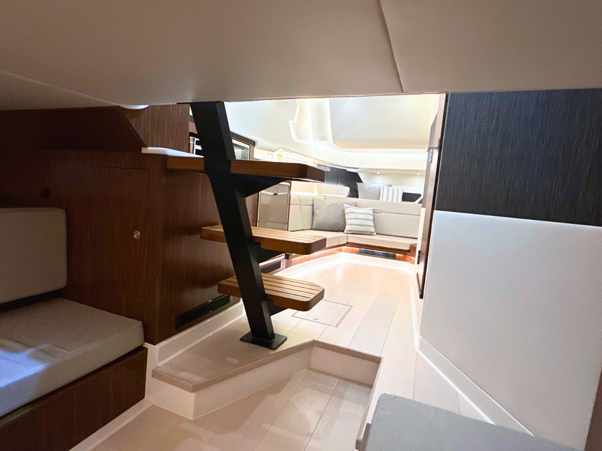 SEA RAY SUNDANCER 370, photo 40