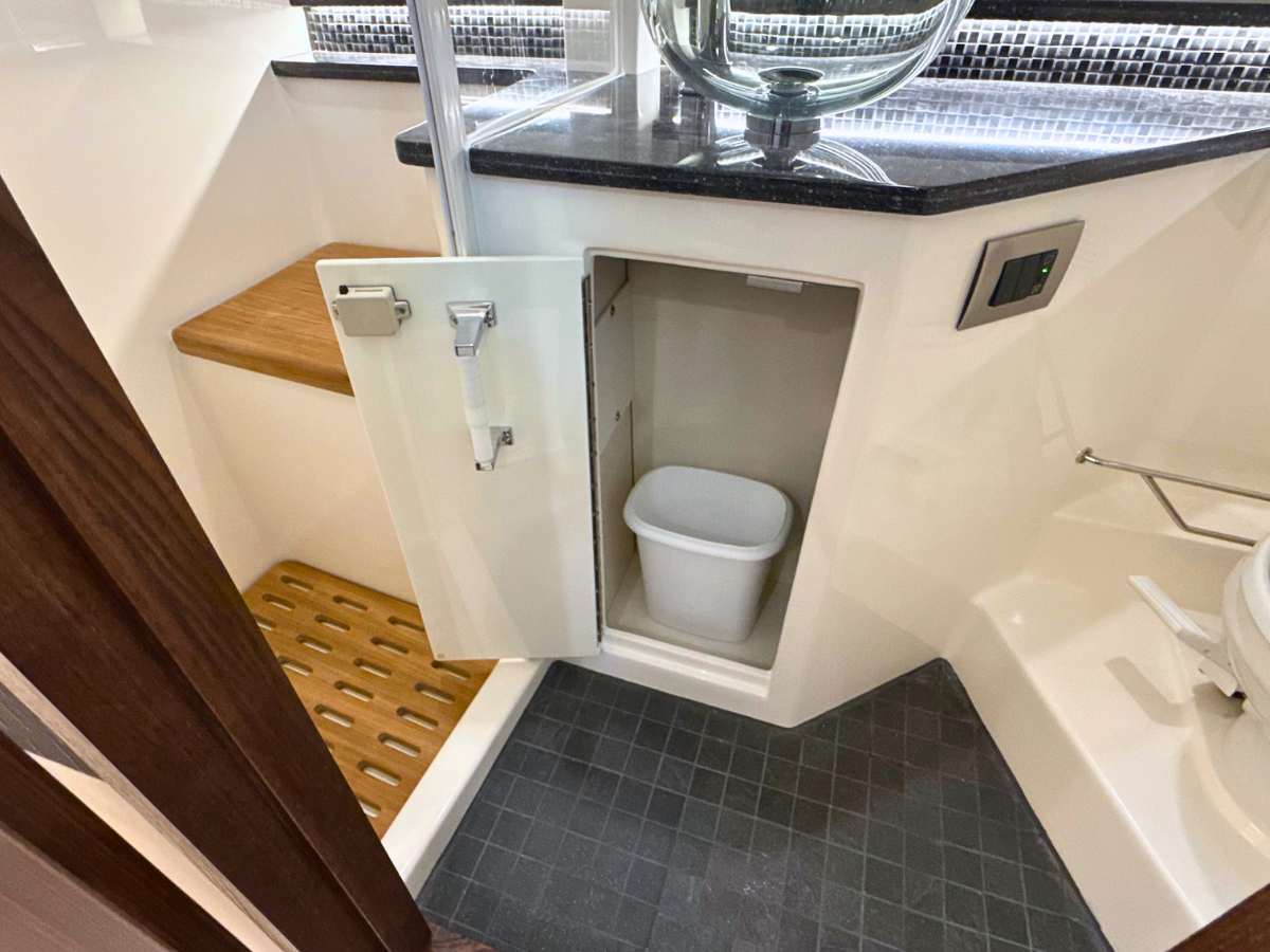 SEA RAY SUNDANCER 370, photo 47