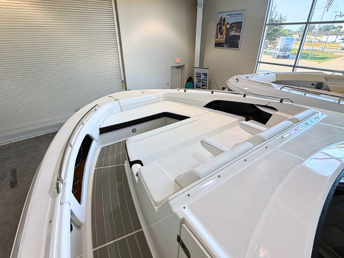 SEA RAY SUNDANCER 370, photo 48