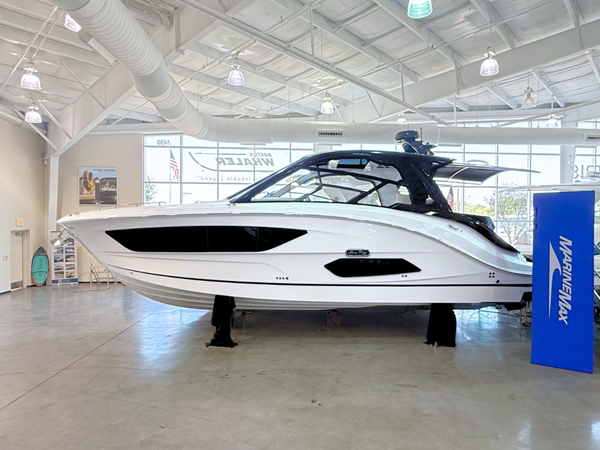 SEA RAY SUNDANCER 370