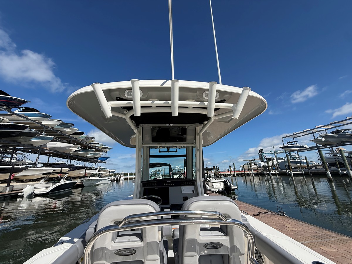 BOSTON WHALER 250 OUTRAGE, photo 22