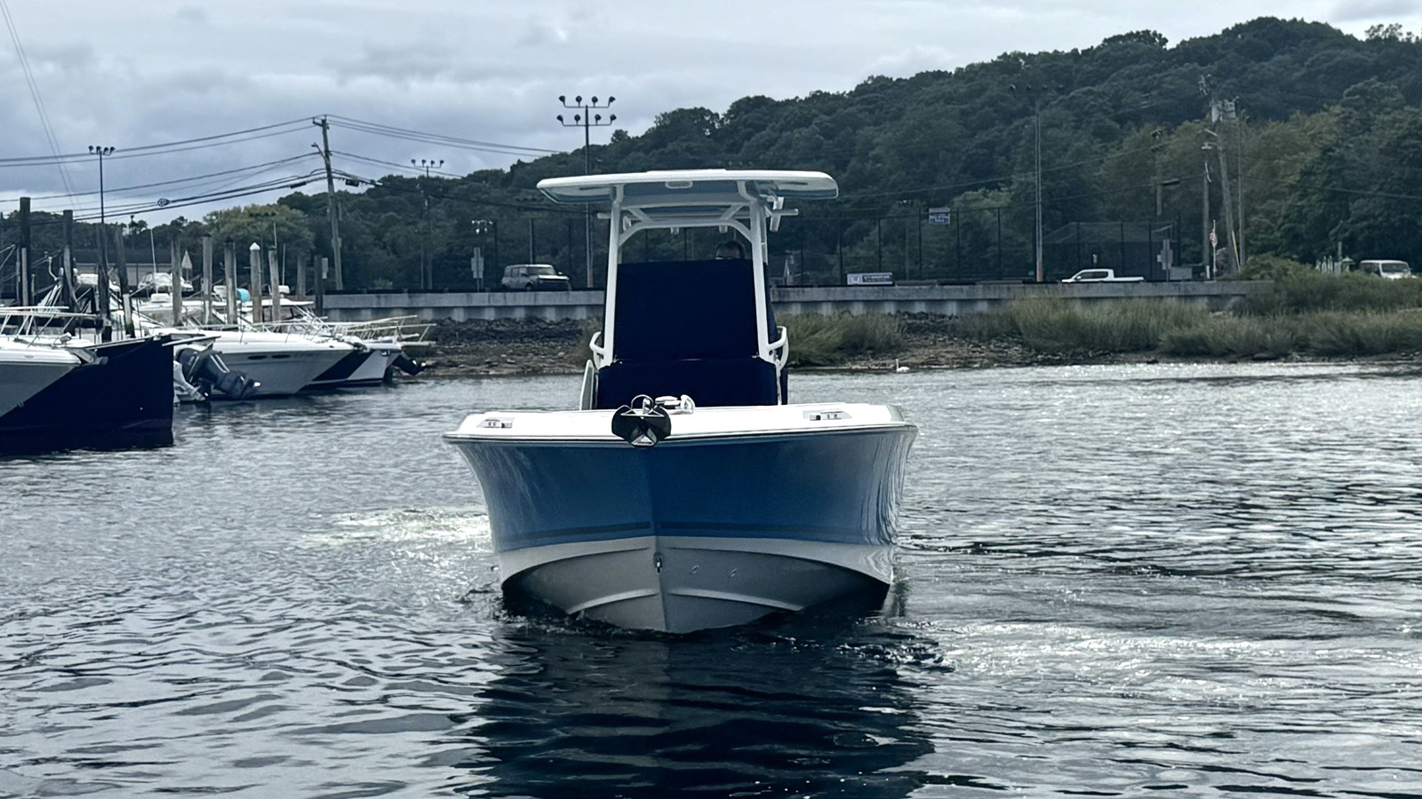 BOSTON WHALER 230 OUTRAGE, photo 2