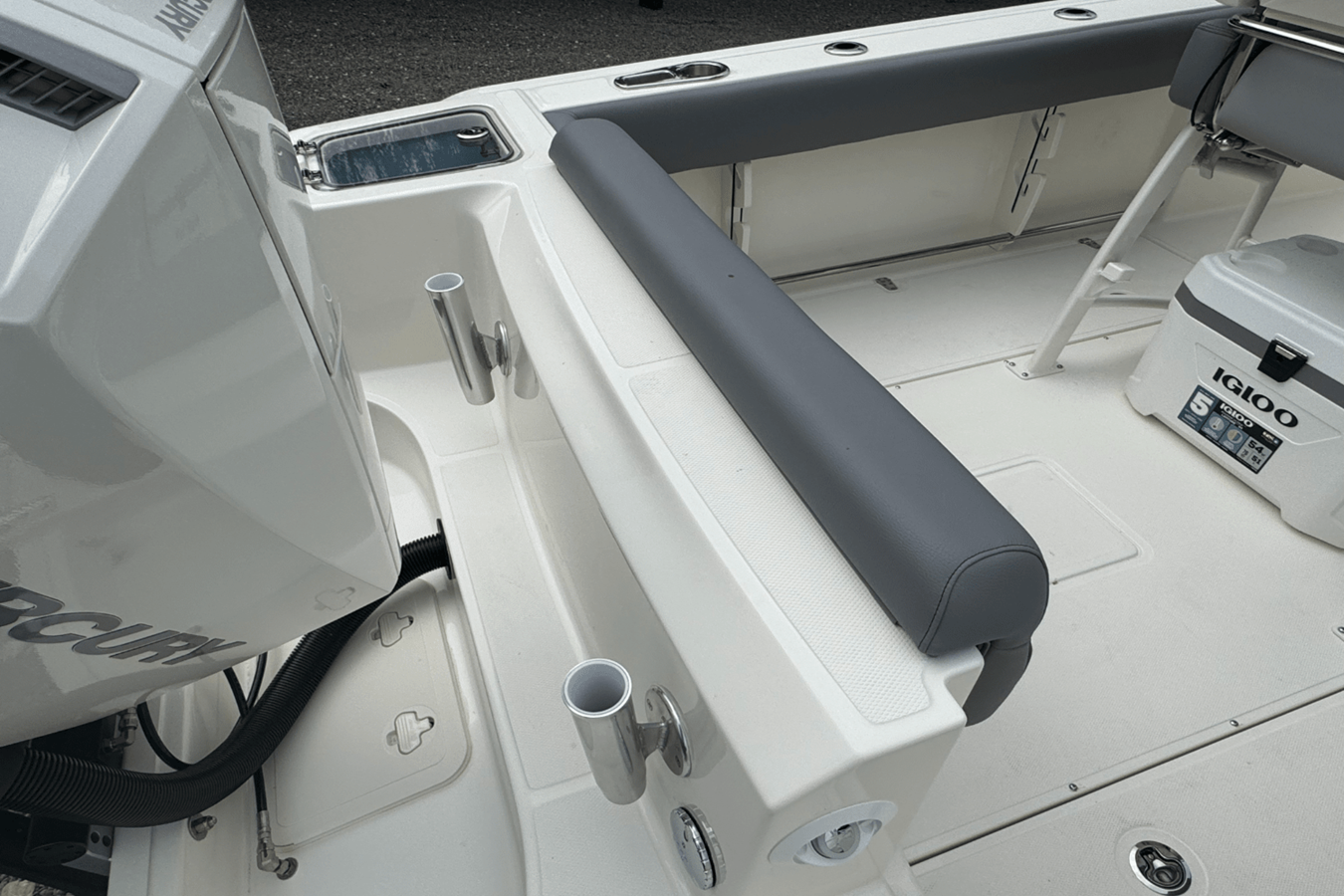 BOSTON WHALER 230 OUTRAGE, photo 8