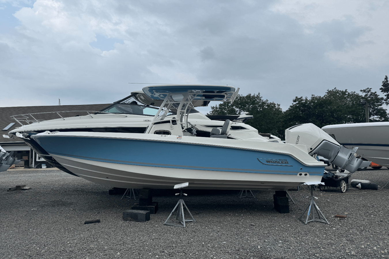 BOSTON WHALER 230 OUTRAGE, photo 55