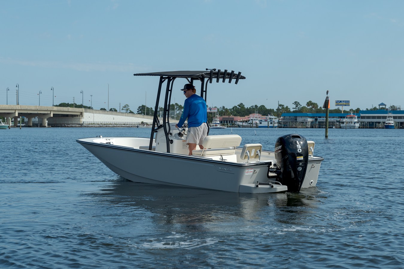 Boston Whaler 190 Montauk — 2026 Boston Whaler 190 Montauk — photo 2