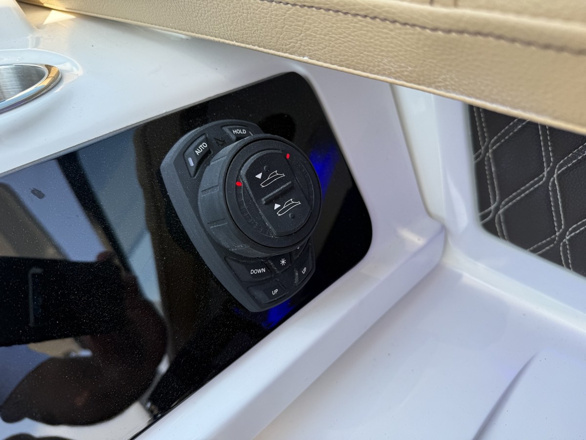 SEA RAY SLX 310, photo 18