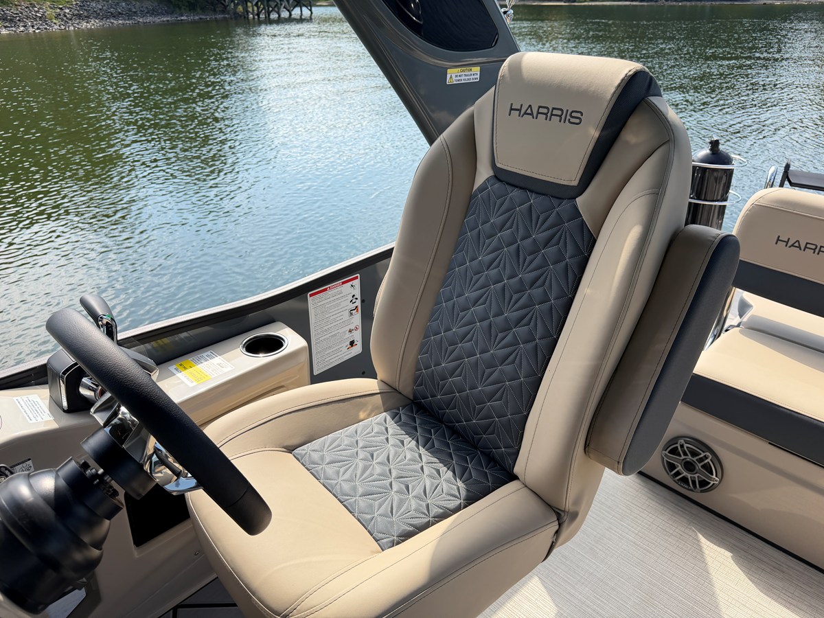 HARRIS GRAND MARINER 250, photo 13