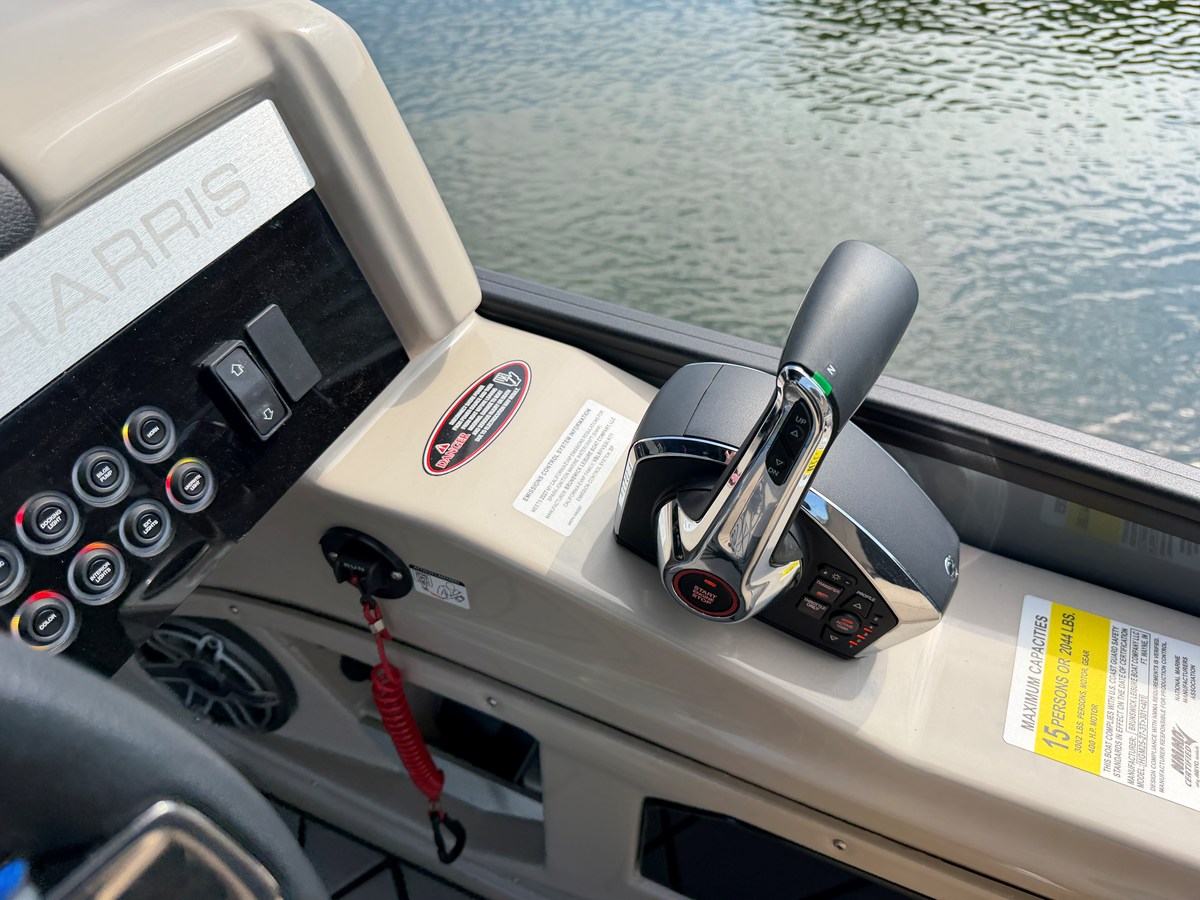 HARRIS GRAND MARINER 250, photo 16