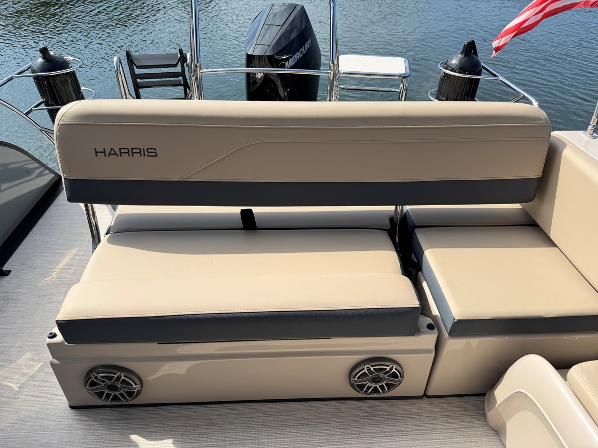 HARRIS GRAND MARINER 250, photo 17