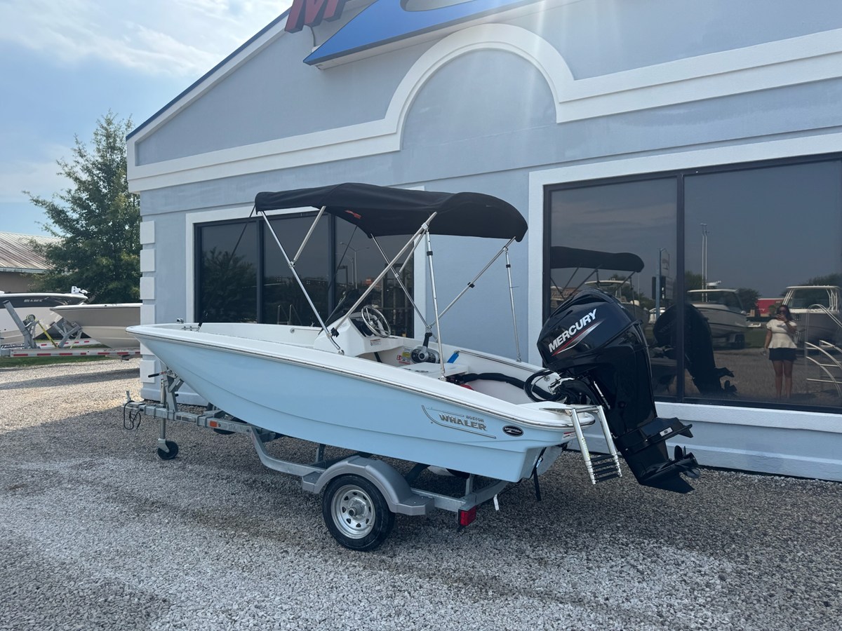 Boston Whaler 130 Super Sport — 2027 Boston Whaler 130 Super Sport — photo 2
