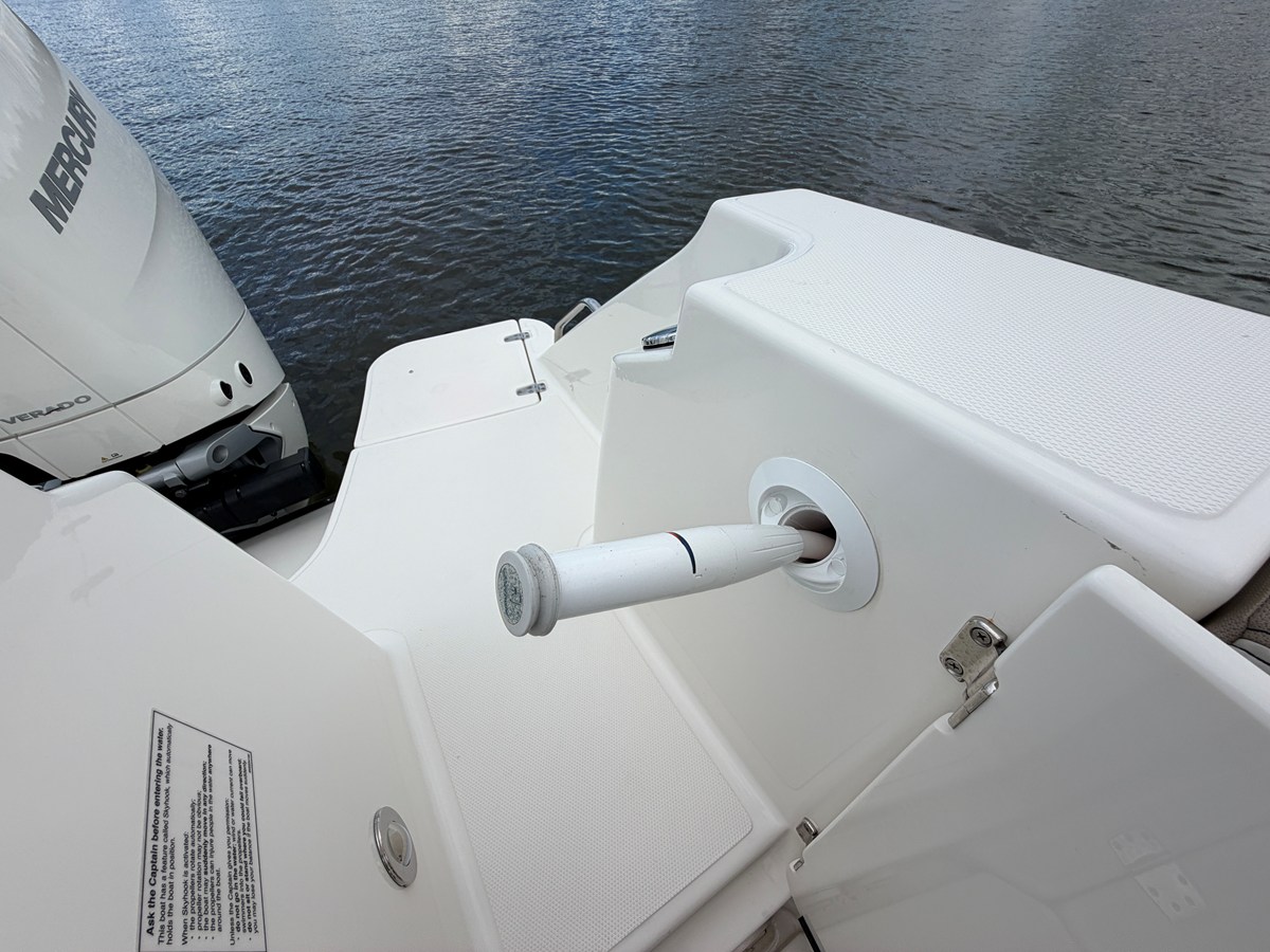 BOSTON WHALER 330 VANTAGE, photo 7