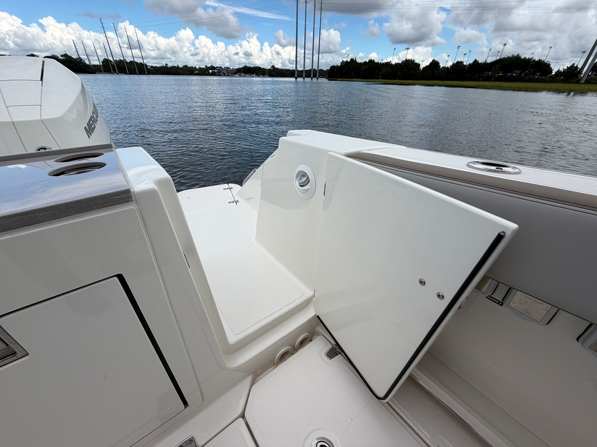 BOSTON WHALER 330 VANTAGE, photo 8