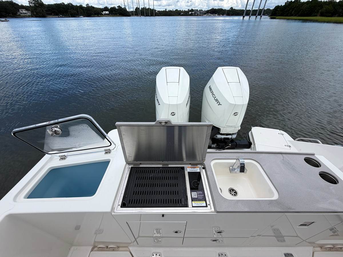 BOSTON WHALER 330 VANTAGE, photo 21